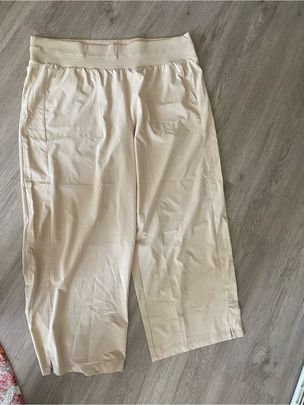 Women’s Relaxed pants 2XL Talbots in tan